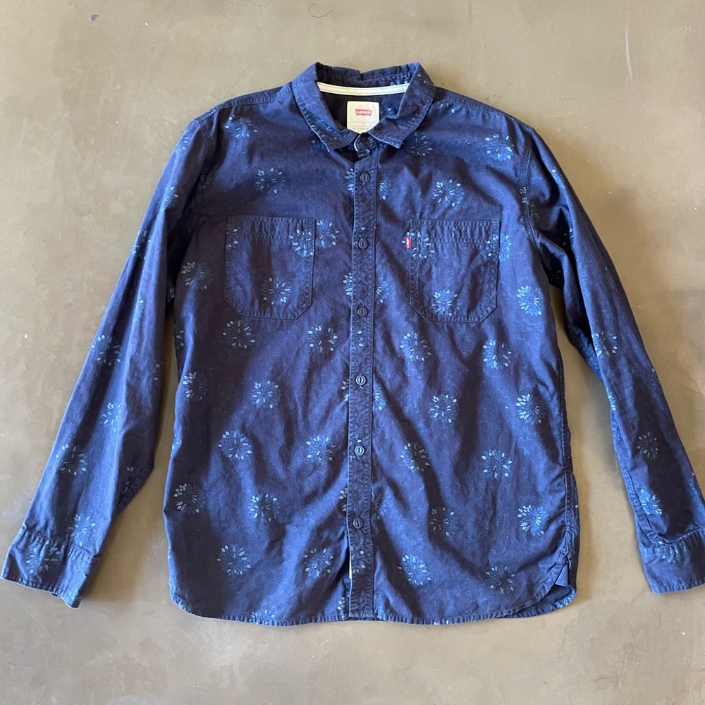 Levi’s flower print button down shirt